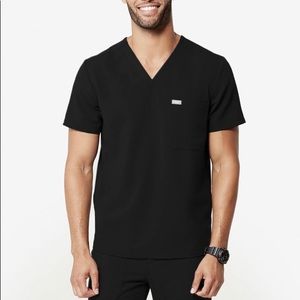 Figs Chisec 3 pocket scrub top - black - medium